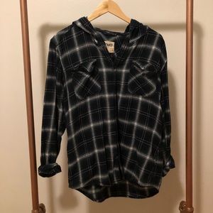 Aritzia Flannel w/hood